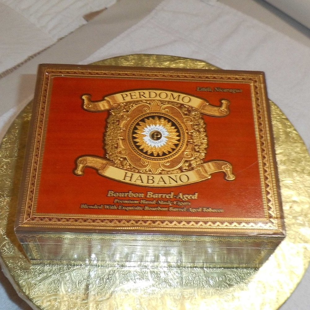 1bx.  Cigar Wood Box - Perdomo Habano